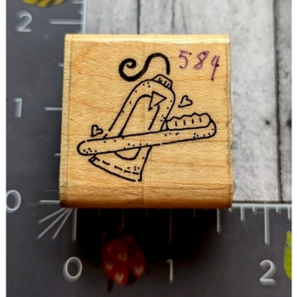 JRL Design Toothbrush and Toothpaste Heart Rubber Stamp Wood #F39